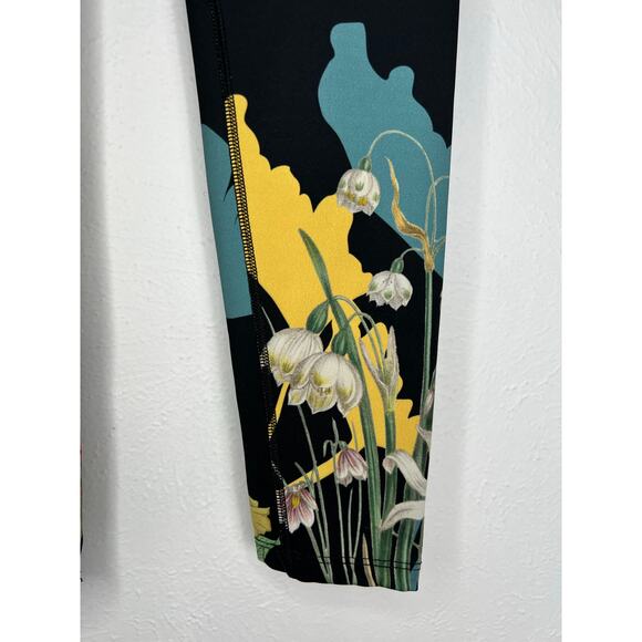 Noli Enchanted Ethereal Butterfly Black Colorful Leggings Small - Picture 8 of 9